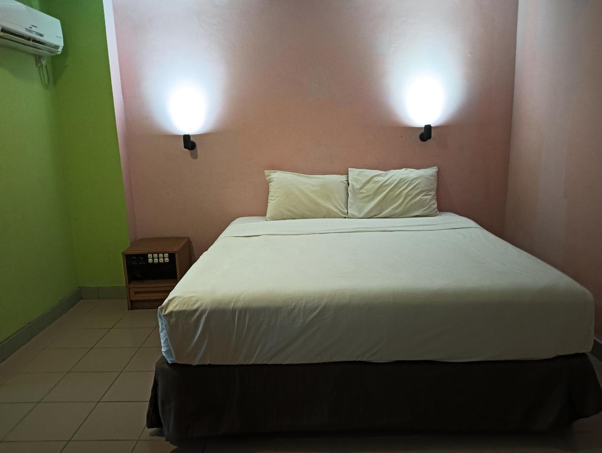 Oyo 90860 Wawasan Inn Sarikei Εξωτερικό φωτογραφία